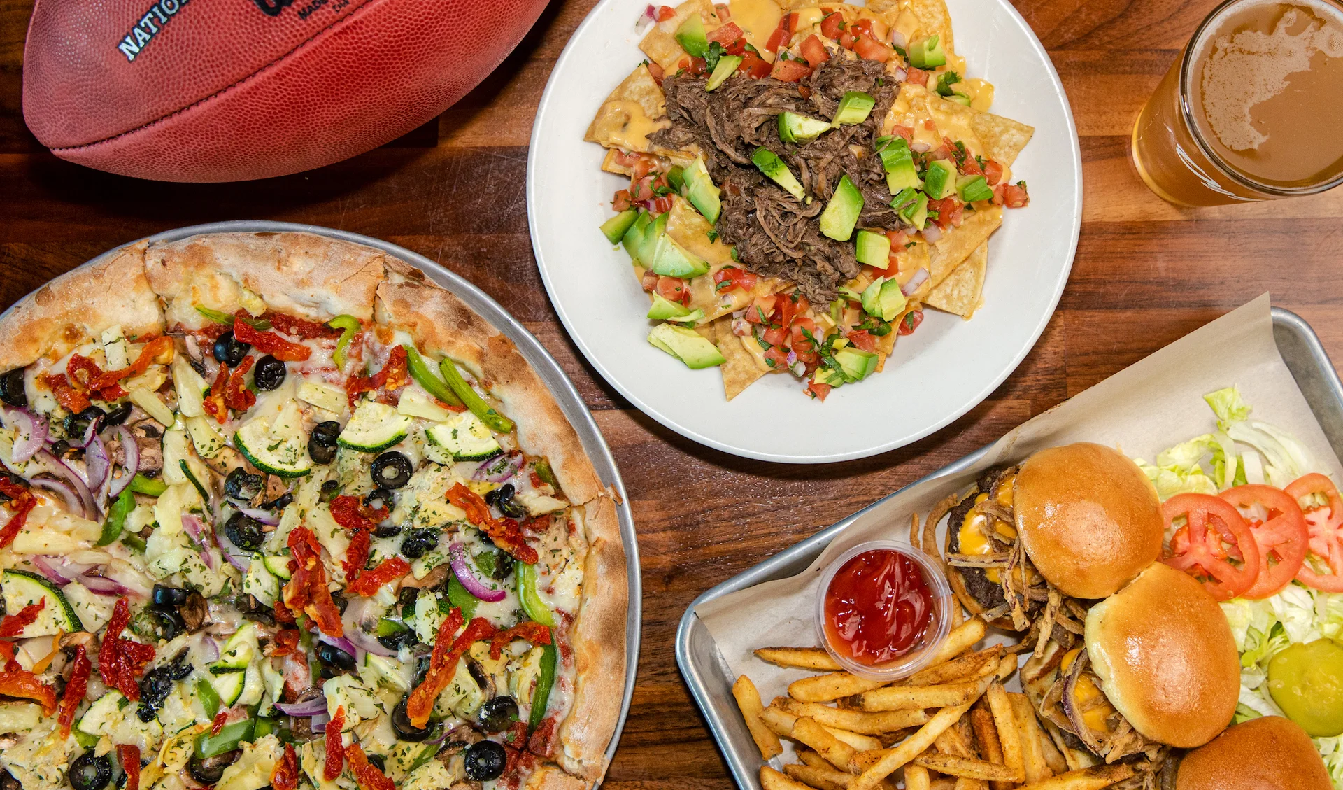 Apple Valley - C Oggi's Famous Wings (16 pc)