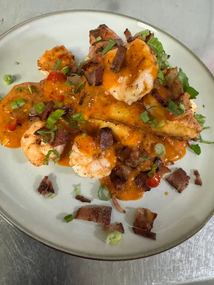 Shrimp & Grits Entree