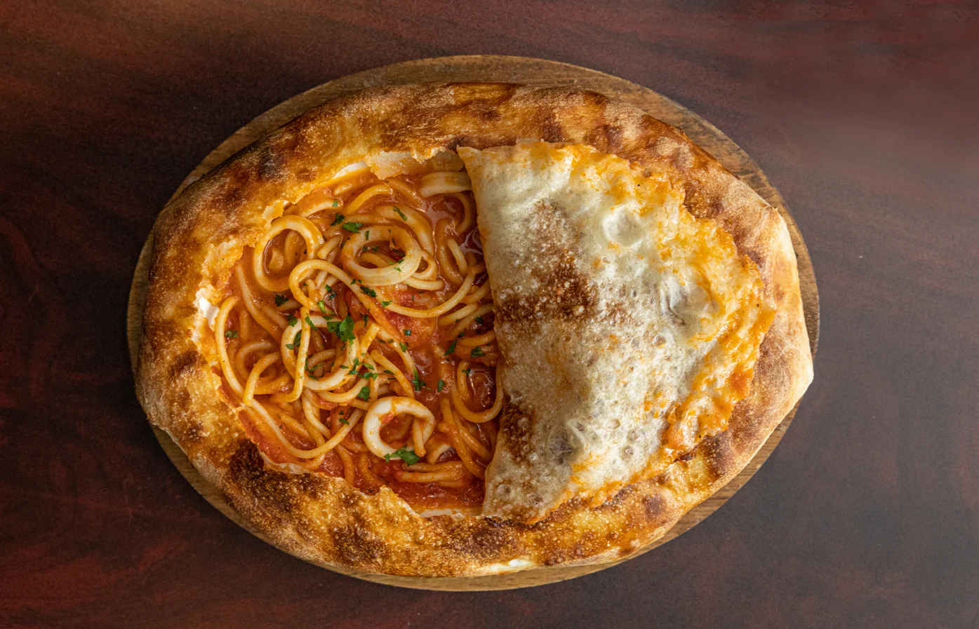 Italian spaghetti pie with crispy crust