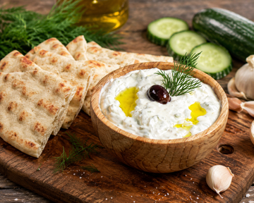 Tzatziki with Pita