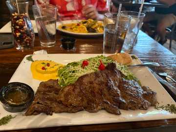 Photo from Cecilia R.'s review