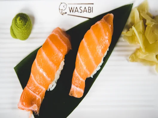 Salmon "N"  (Sake)