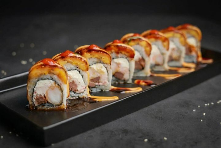 The Mar Y Tierra Roll