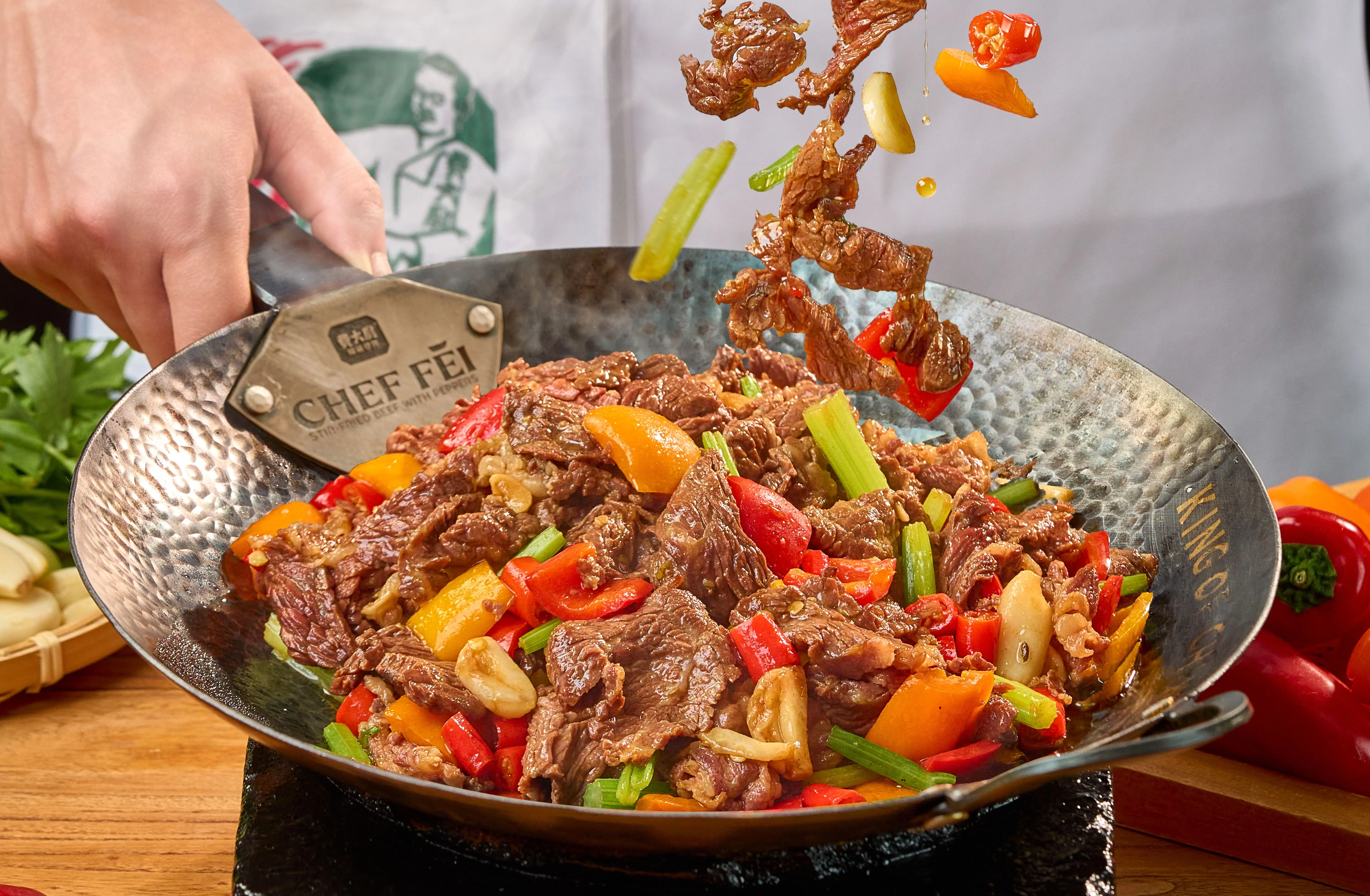 STIR-FRIED BEEF WITH PEPPERS 小炒鲜牛肉