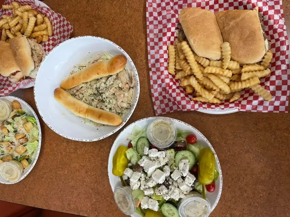 5401 East Drive - Md. Crab Soup + Shrimp Spaghetti Marinara, Side Salad