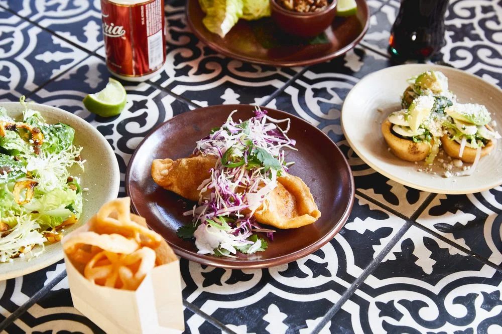 flores food