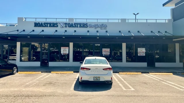 Exterior of Roasters ’N Toasters The Falls restaurant