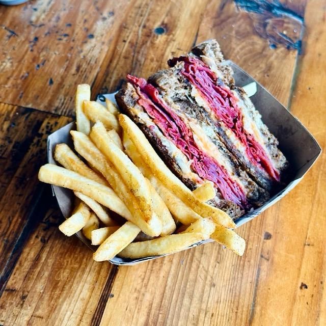 Reuben's Brews Downtown Taproom
