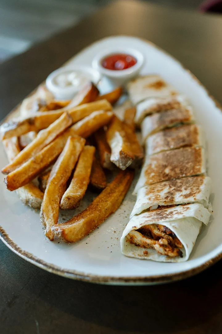 TUNISIAN WRAP دجاج تونسي