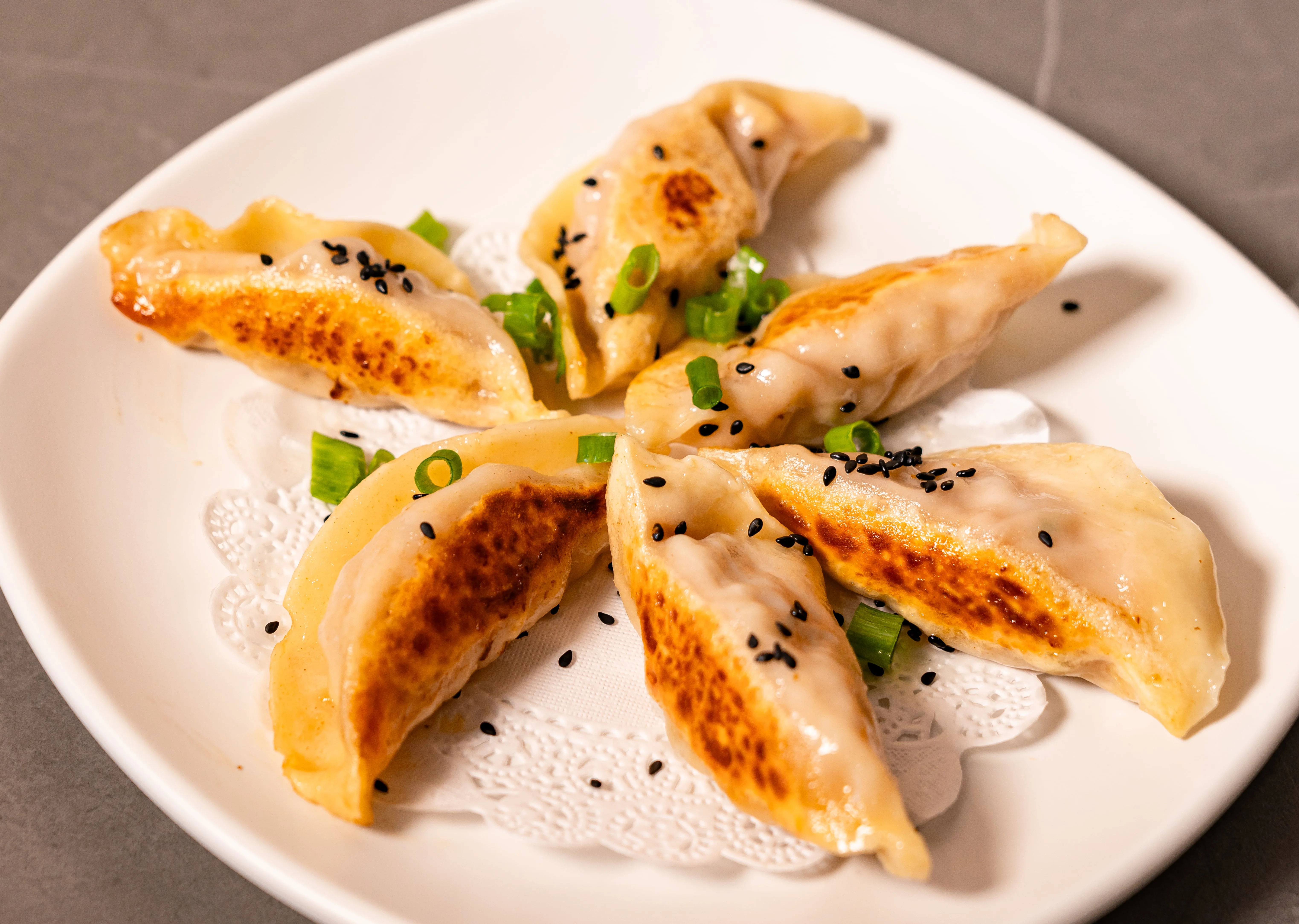 C5. Shrimp Potstickers (8pcs)