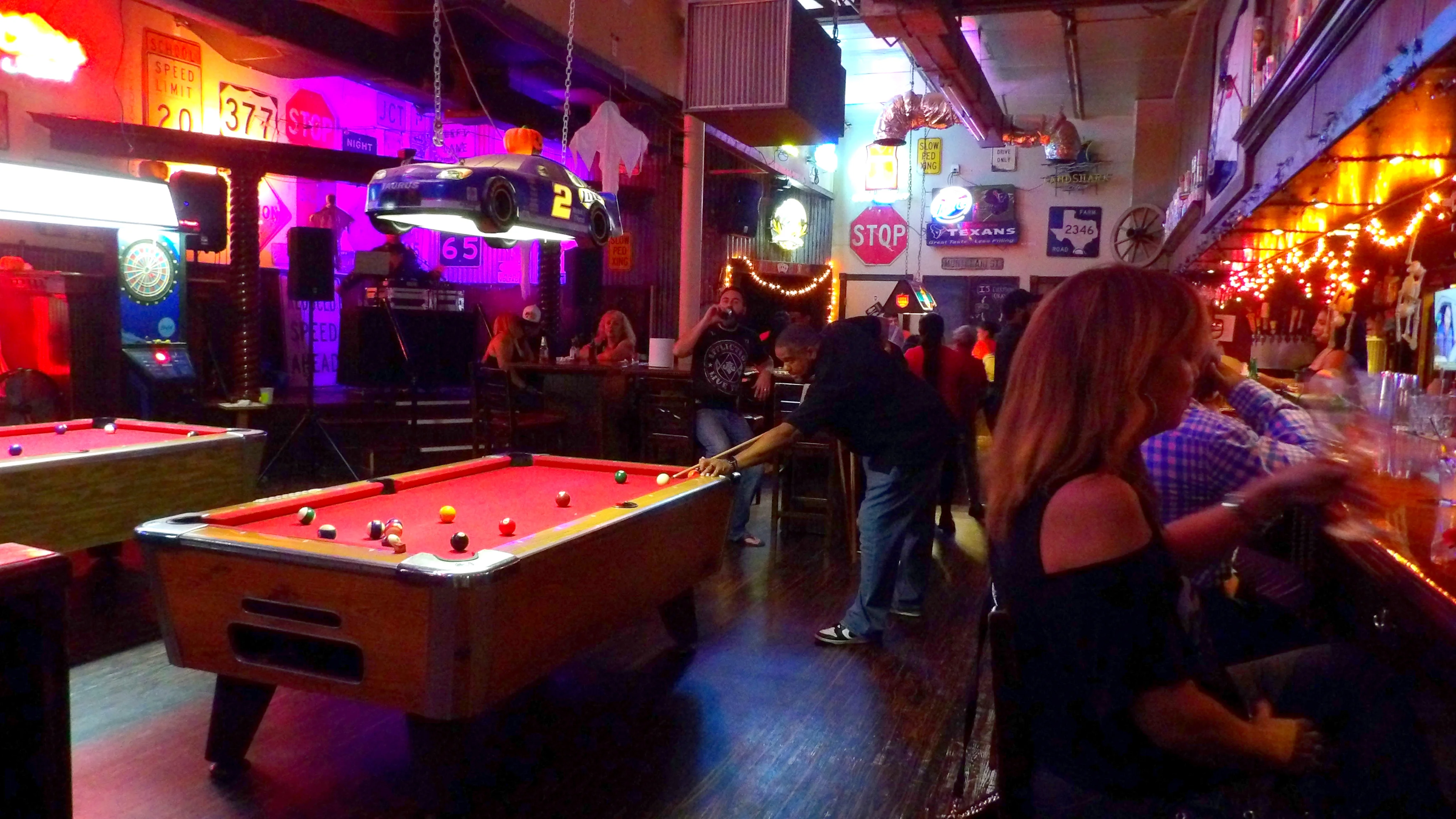 Bar