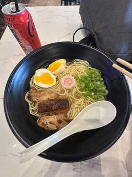 Photo from Nikki L.'s review
