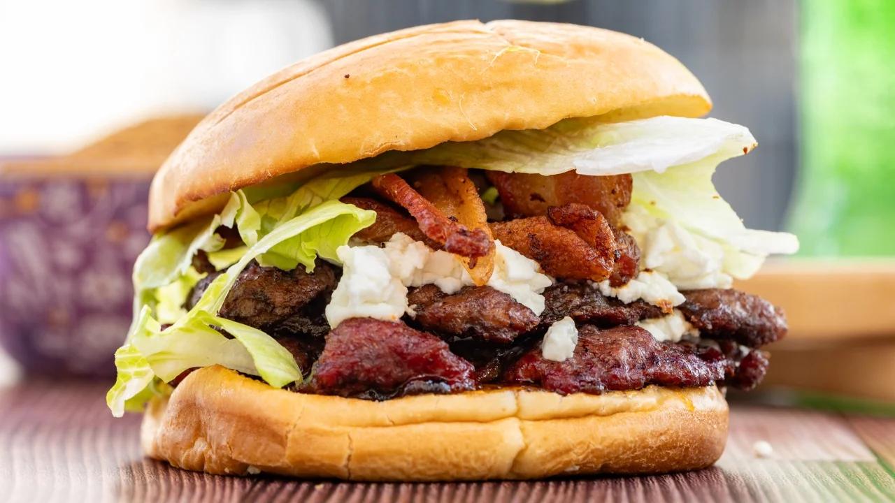 Spicy Goat Burger