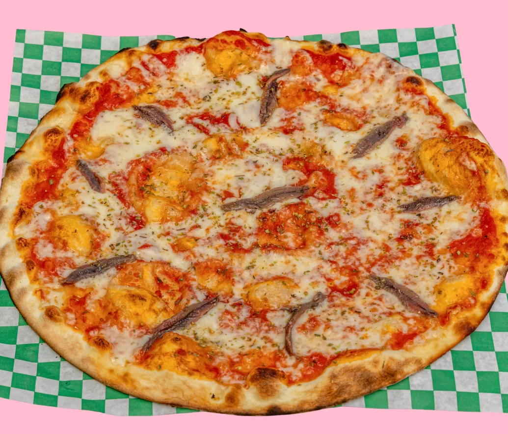 Classic Neapolitan pizza with tomato and cheese