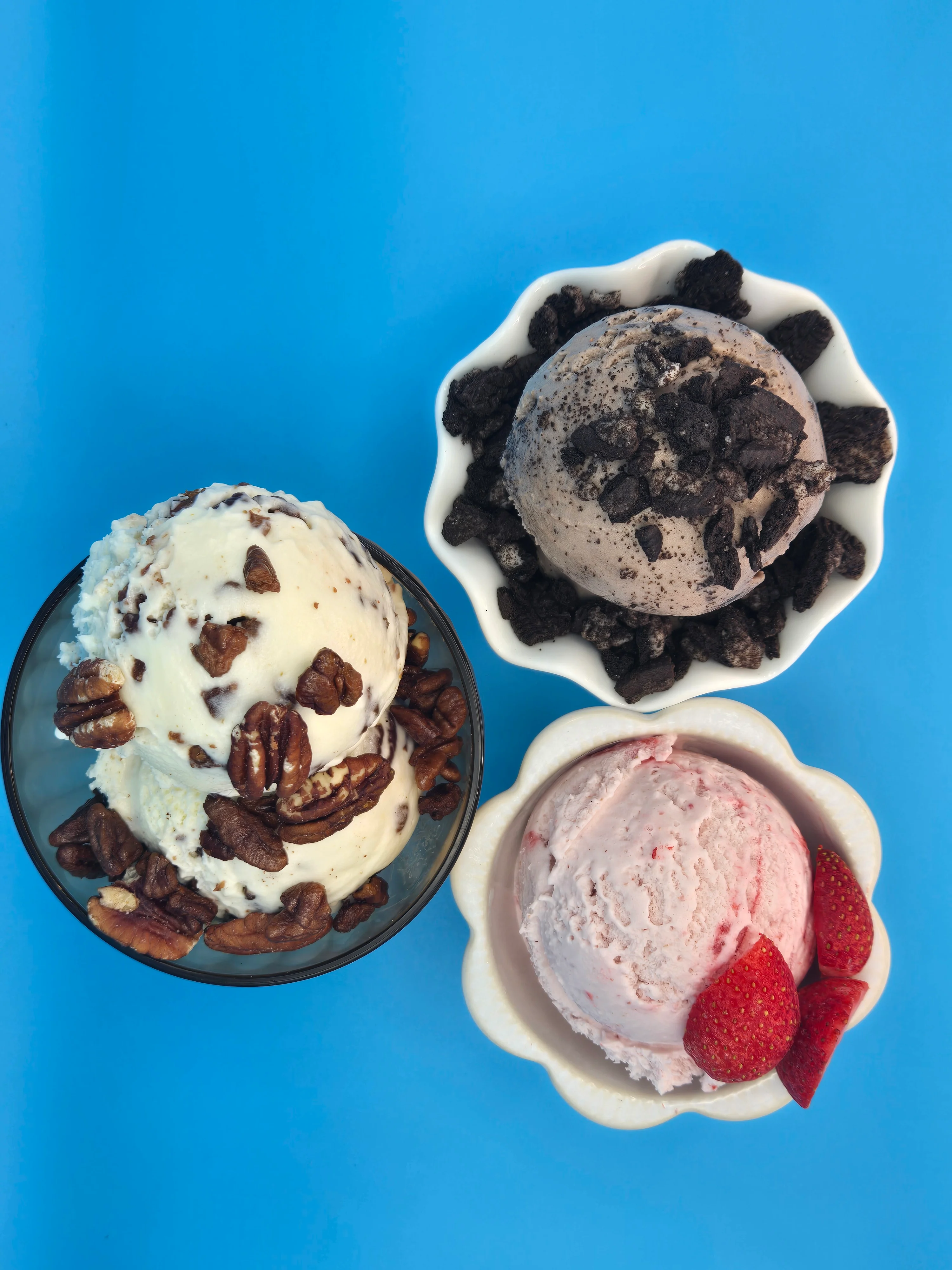 Assorted ice cream scoops in bowls