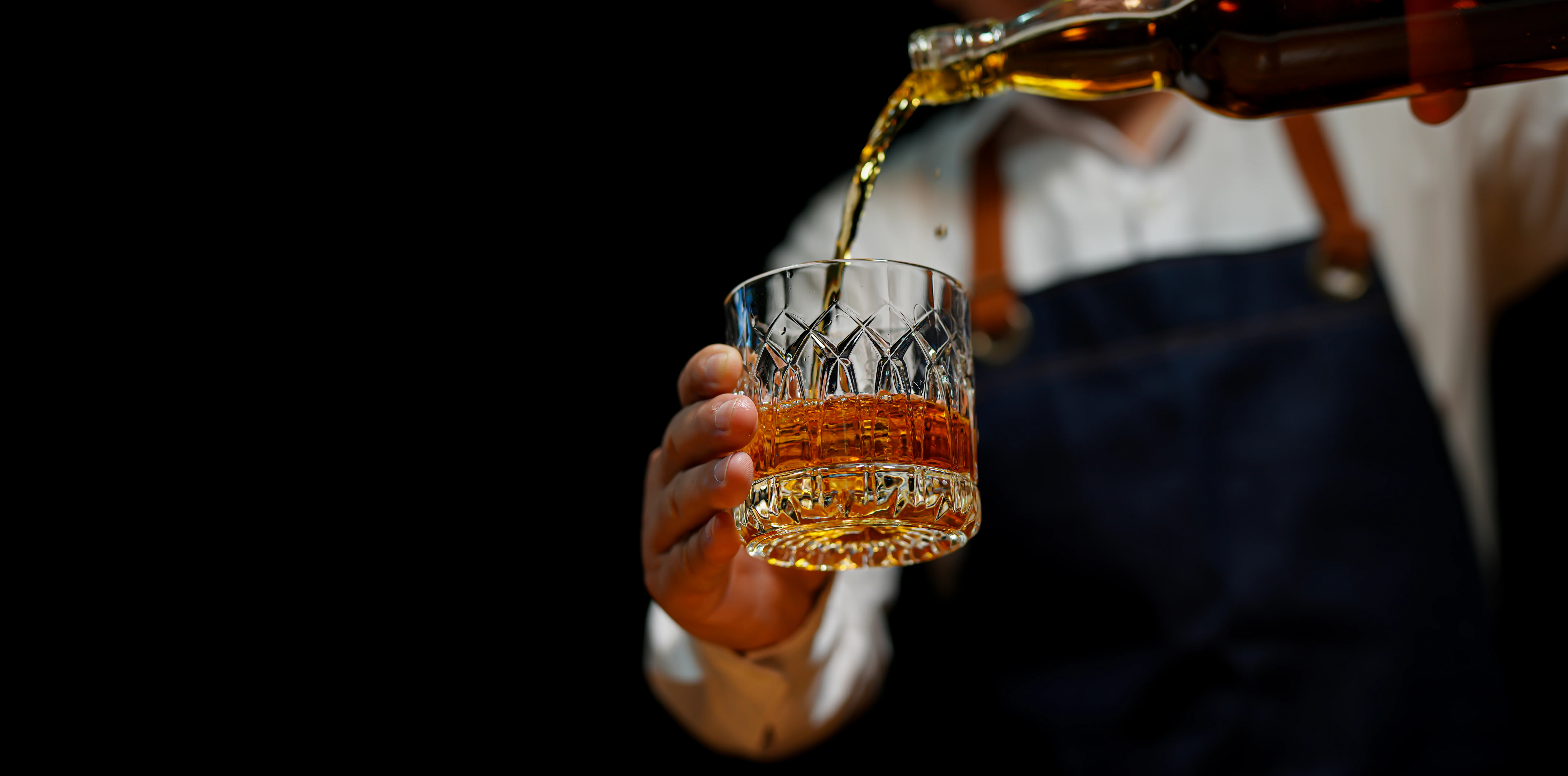 Bartender w/whiskey