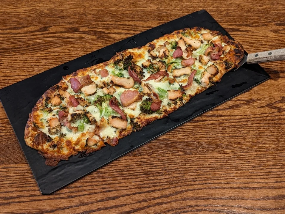 Chicken Alfredo Pizza