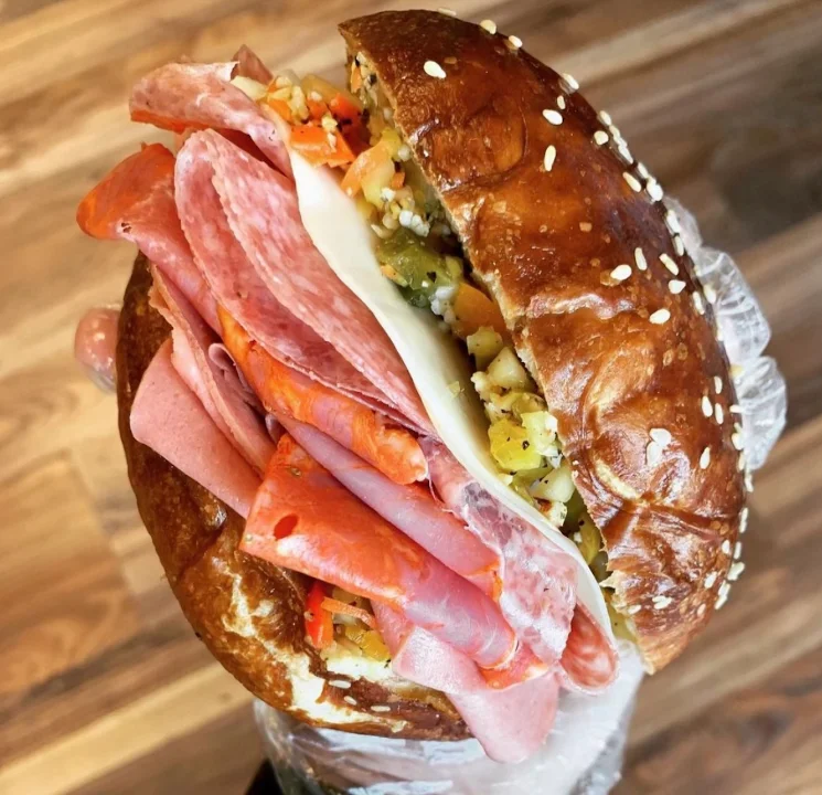 COLD MUFFULETTA