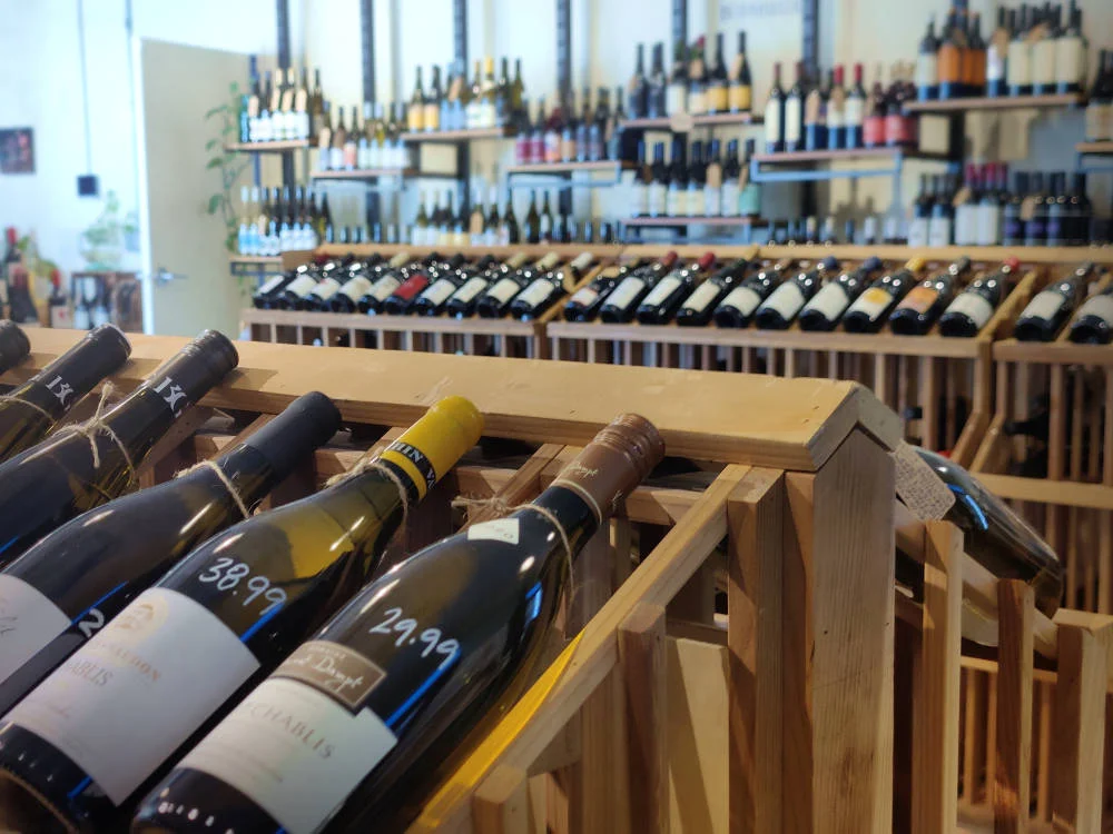 Liquor, wine, beer, spirits, with a focus on sustainability and small family farms. Incredible service and welcoming atmosphere. Many organic wines.