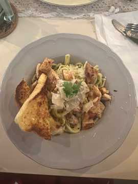 Photo from Amirah Z.'s review