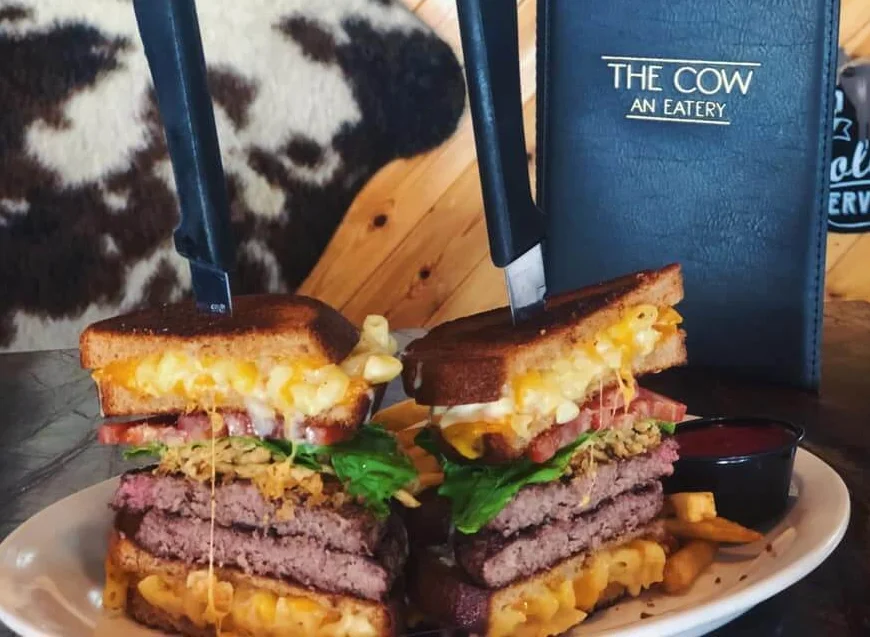 Giant cheeseburger sandwich with mac and cheese