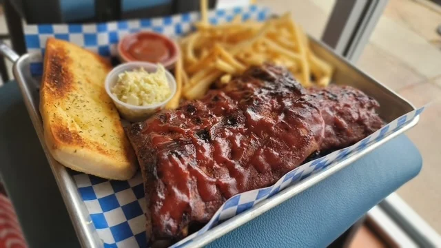 1/2 Slab Ribs Dinner