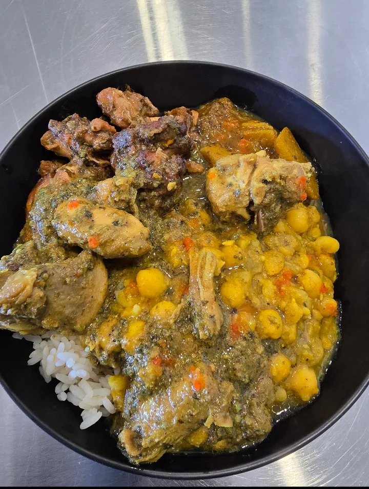 Curry & Stew Chicken Bowl
