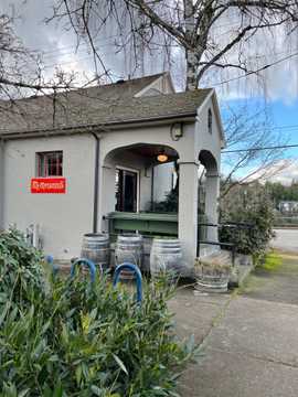 Photo from Pam L.'s review