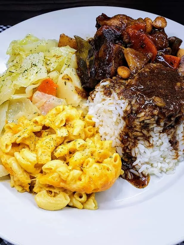 Gigi's Oxtail Deluxe