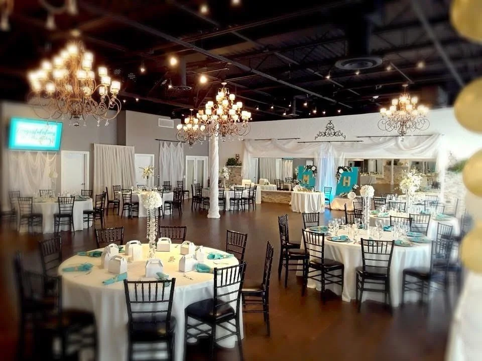 Deluxe Banquet Package