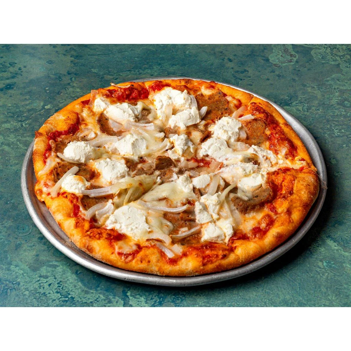 M.O.R. (meatball, onion, ricotta) Pizza