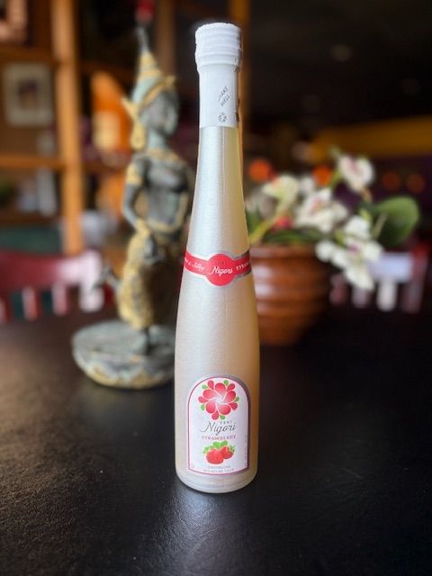 Yuki Nigori Strawberry/Lychee (375ml) | Thai Orchid