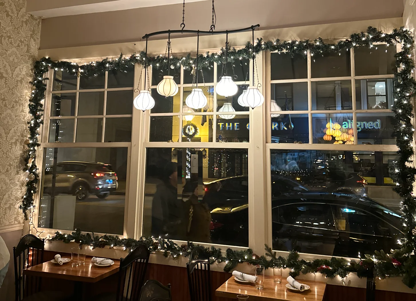 Big Jones front window with decorations