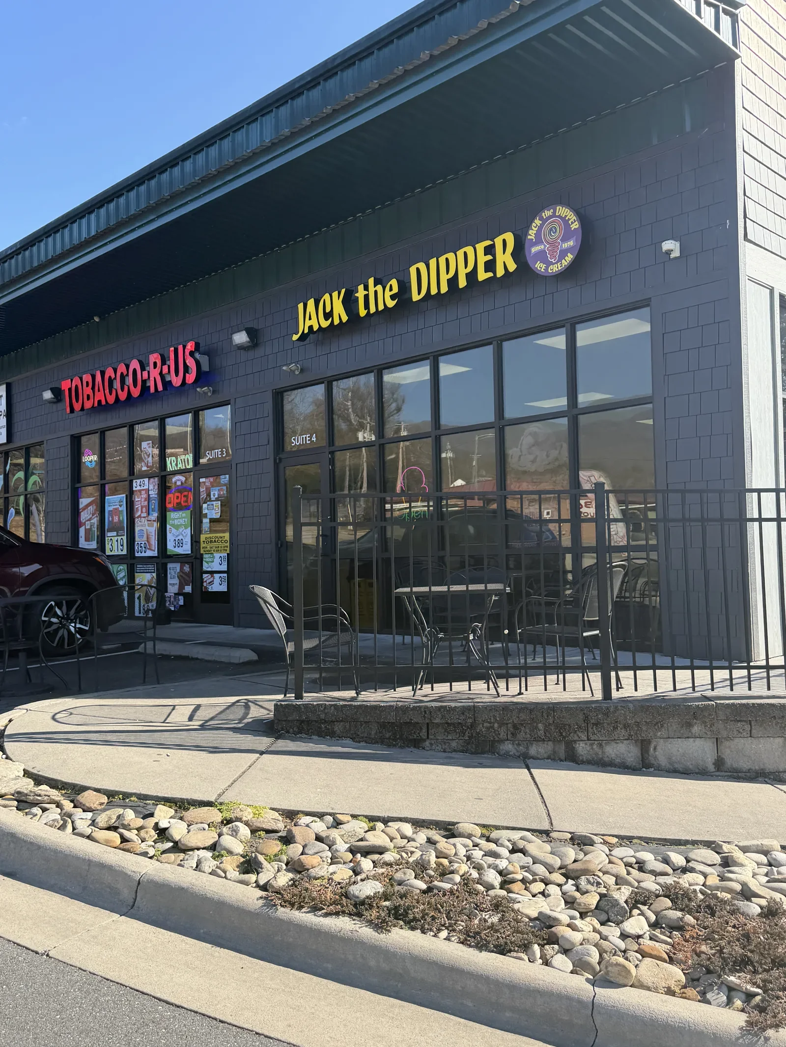 Exterior view of Jack the Dipper ice cream shop