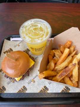 Photo from Orlando M.'s review