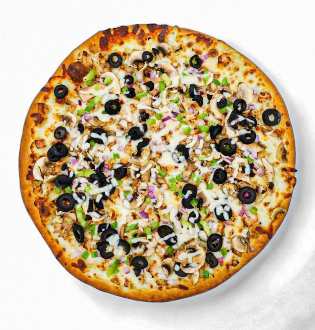 Small Supreme Chicken Alfredo Pizza