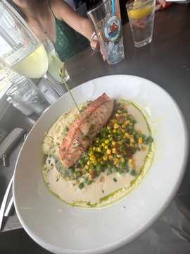 Photo from Noelle h.'s review