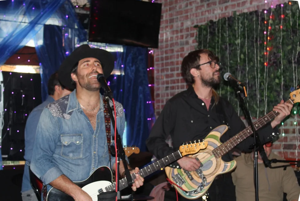 Live music performance in a cozy restaurant setting