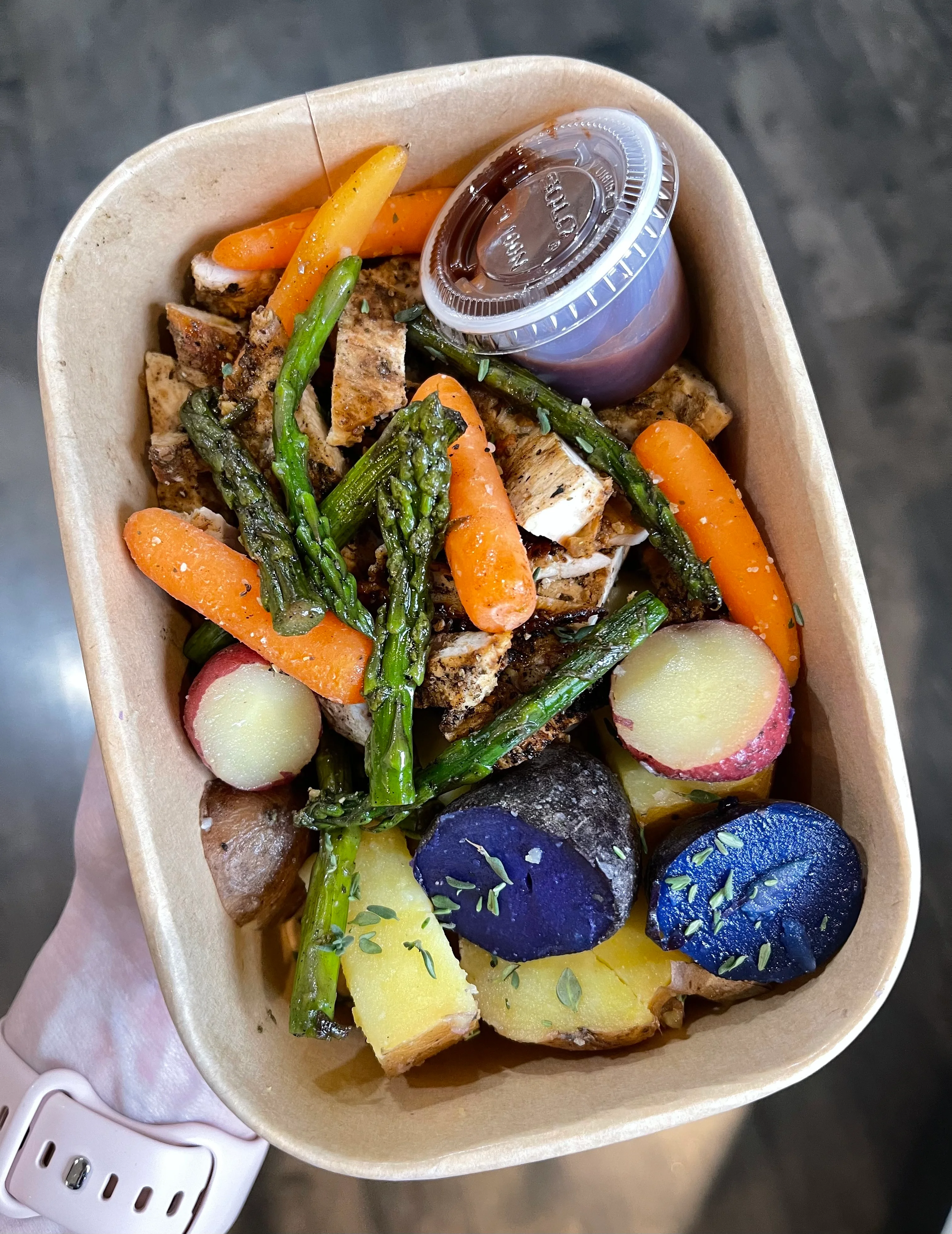 Grilled chicken and vegetable bowl with barbecue sauce