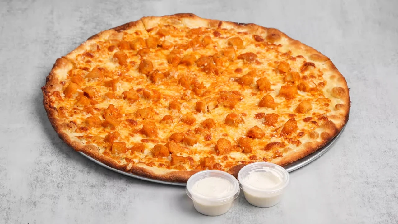 #10- SM Hell's Kitchen (Buffalo Pizza)