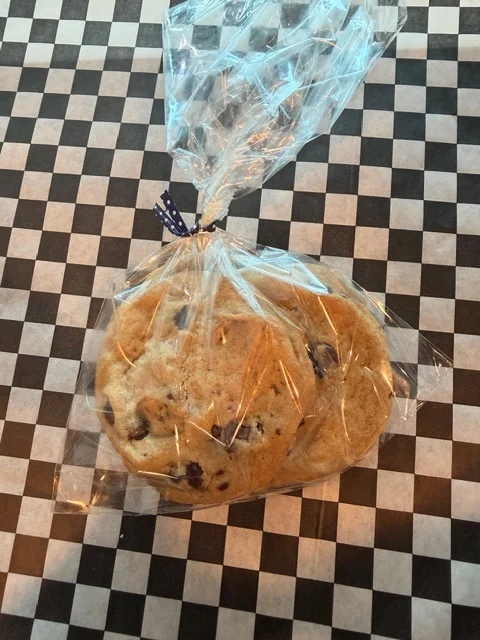 3 pack of Chocolate Chip Cookies
