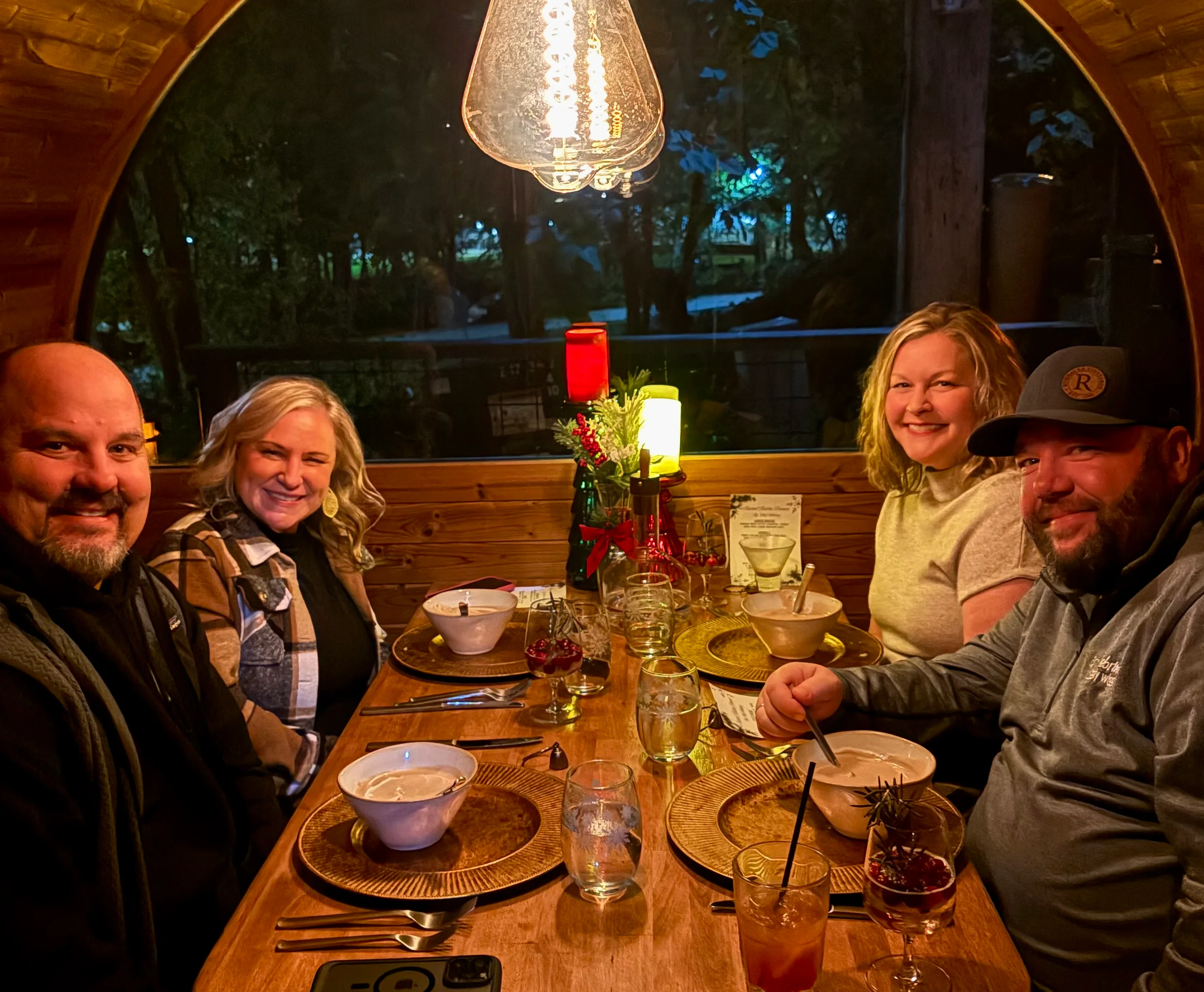 Cozy dining experience in a rustic restaurant setting