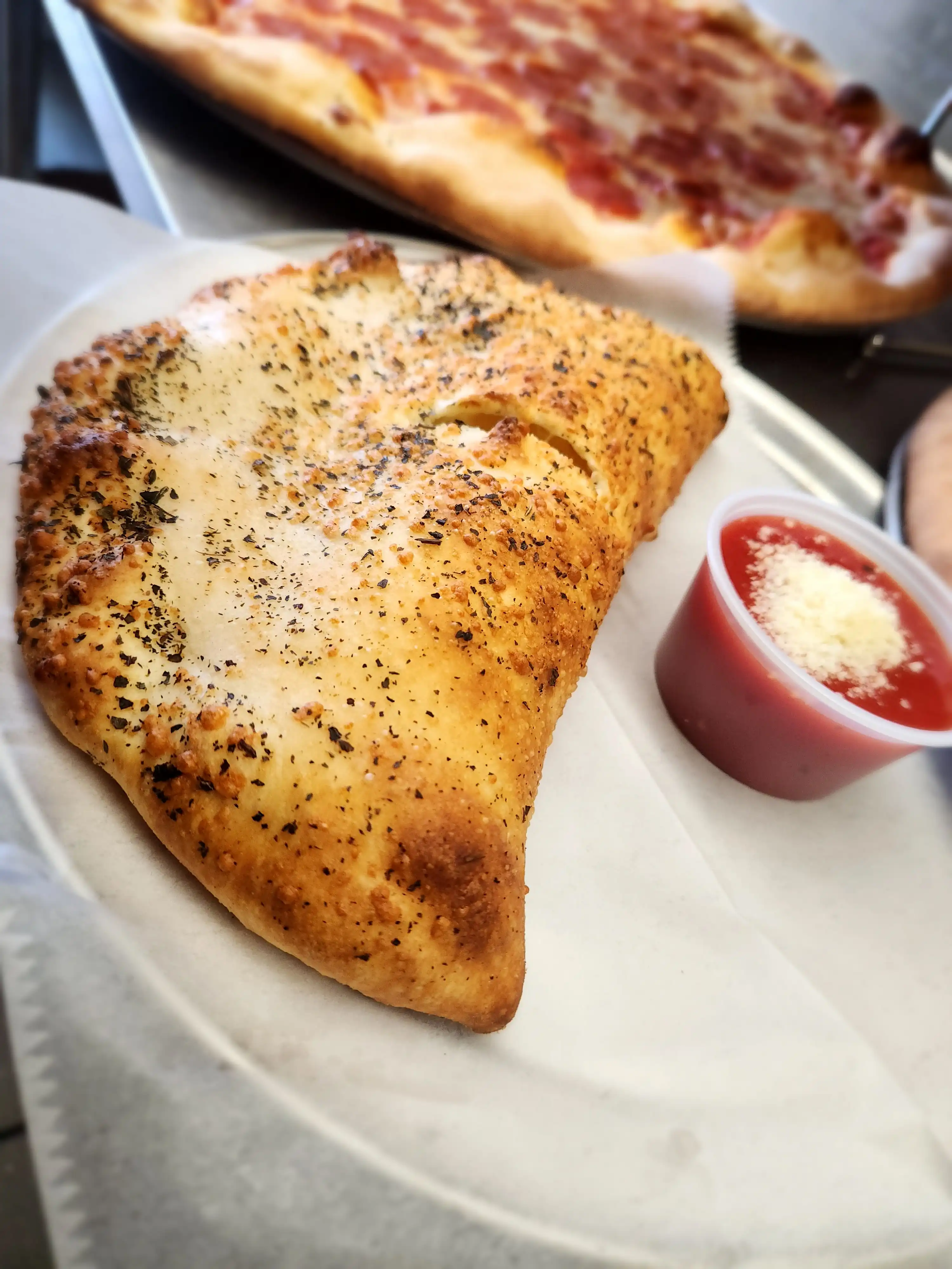 CALZONE W/RICCOTA