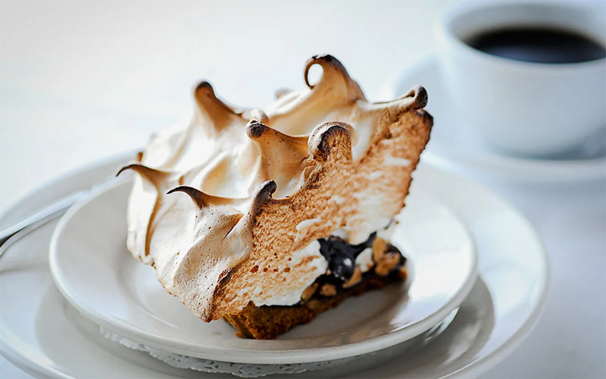 famous s'more pie