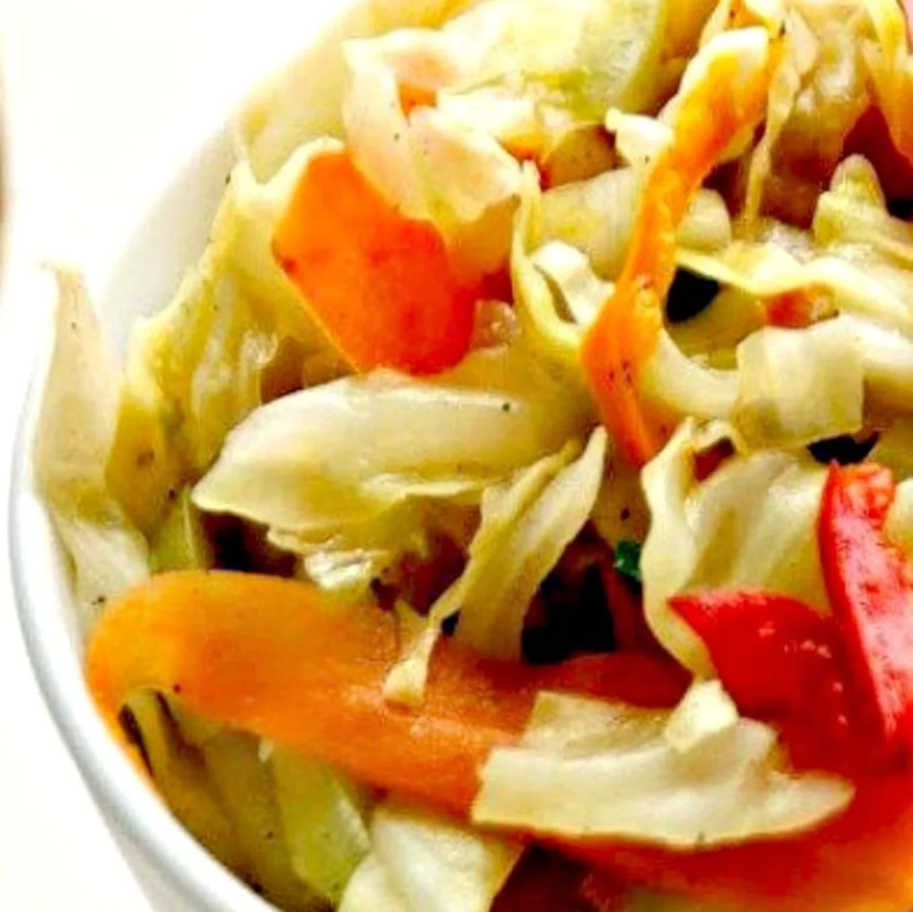 Fresh Caribbean coleslaw with colorful vegetables