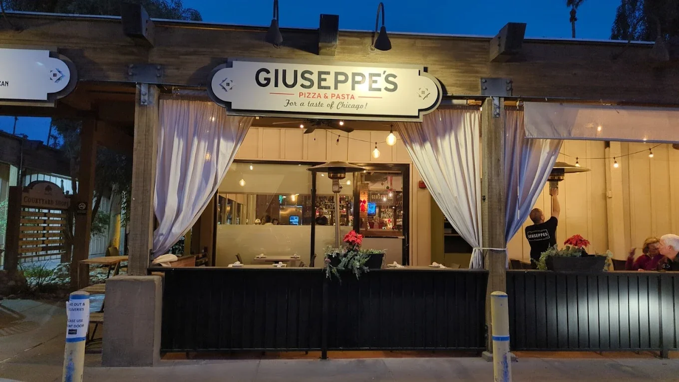 Best Italian Food and Pizza in Palm Springs Front  Entrance Patio