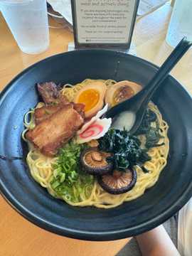 Photo from Laura R.'s review
