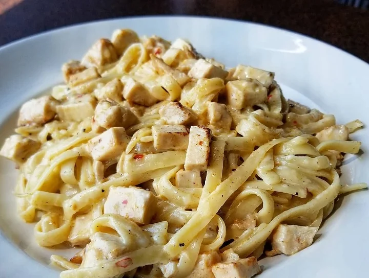 Fettuccine Alfredo