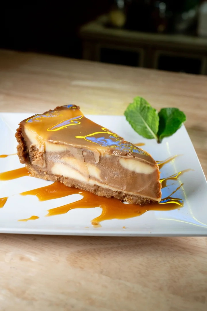 Salted Caramel Cheesecake (GF)