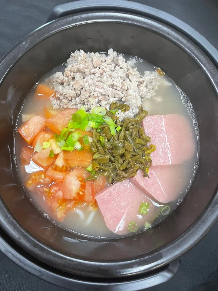 N6 Da-Li Minced Pork Rice Noodles大理鲜肉米线